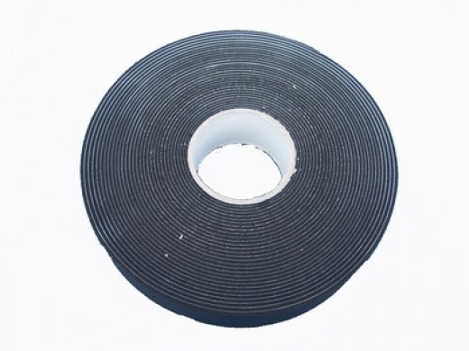 Izolační páska 15m černá